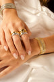 SET 2 ANILLOS ONDAS GOLD
