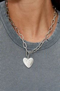 COLLAR CORAZÓN TRIBUTO SILVER